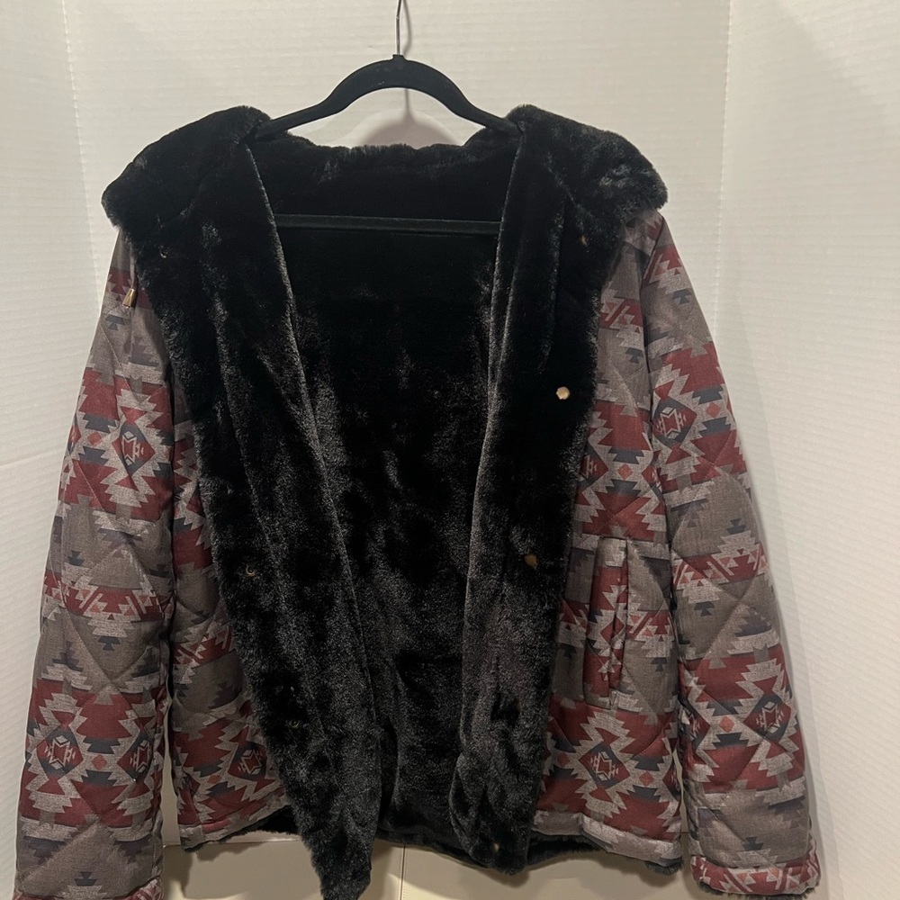 Pendleton Ladies’ Hooded Reversible Faux Fur/Native-Inspired Aztec Jacket - Picture 3 of 14